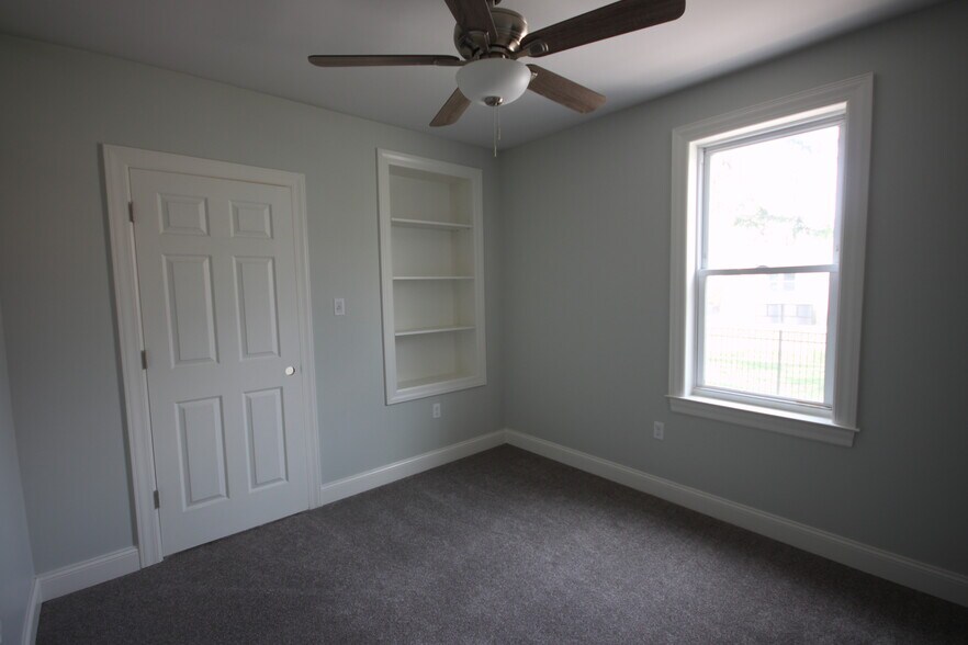 Bedroom 3 - 202 Walnut St