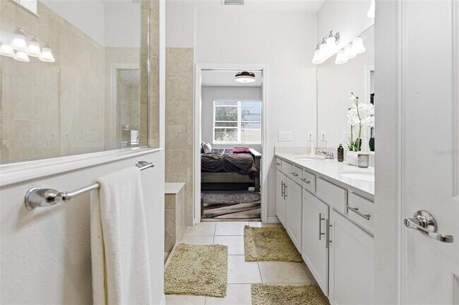 Building Photo - 5303 Levana St