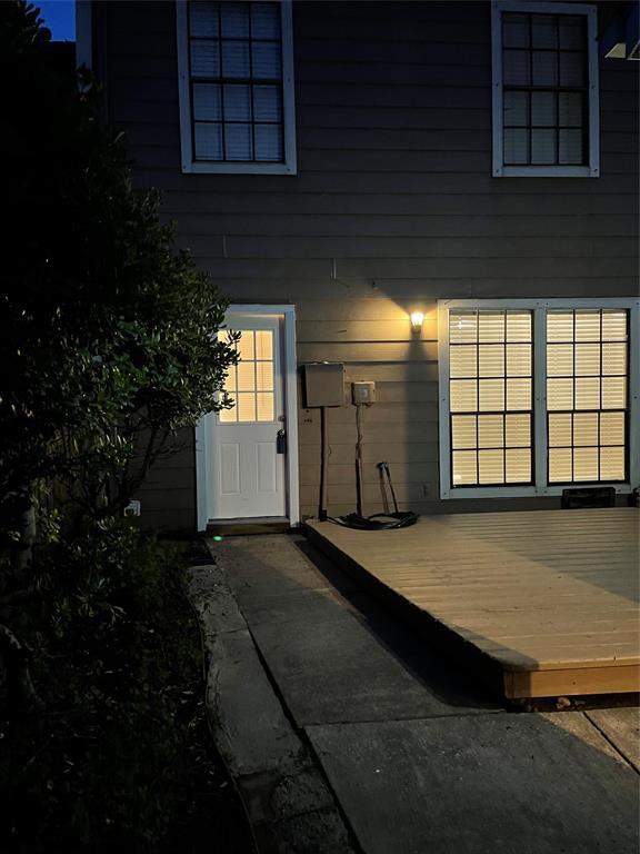 Building Photo - 17315 Saturn Ln