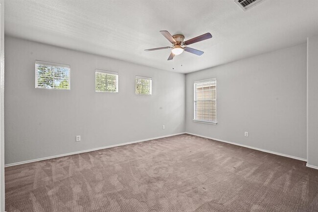Building Photo - 11729 Channing Dr