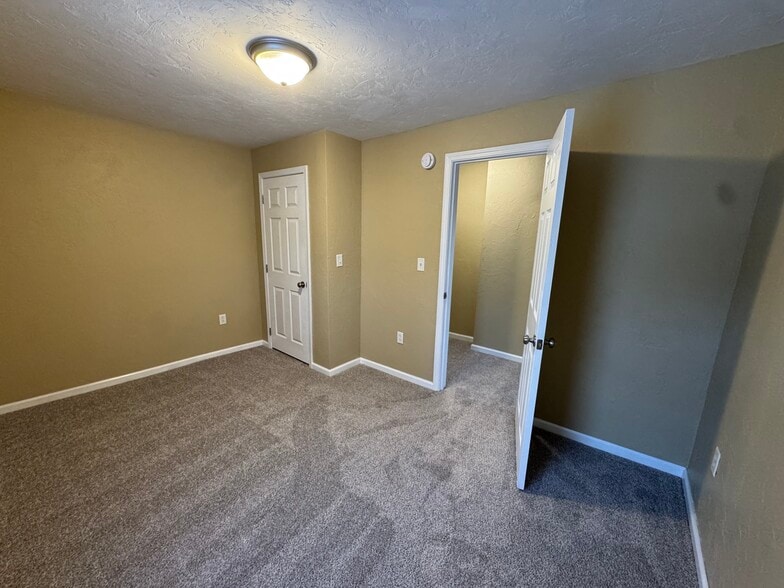 Building Photo - 114 W Berkeley St