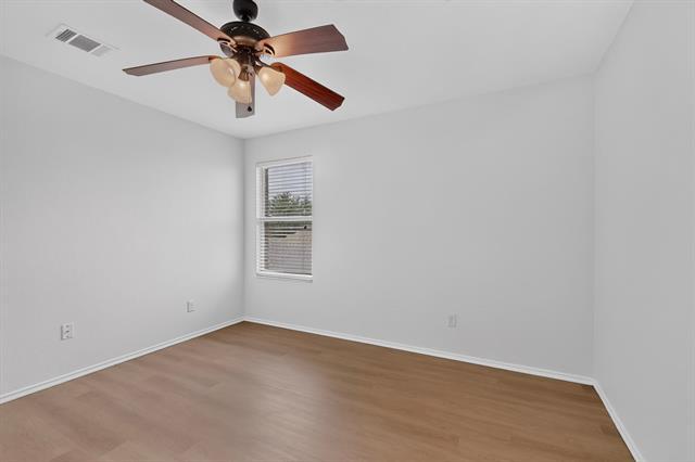 Building Photo - 2123 Meadow View Dr