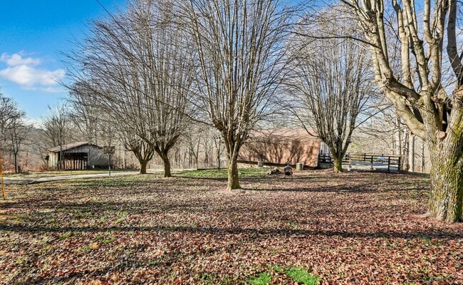 Building Photo - 398 Frontier Ln