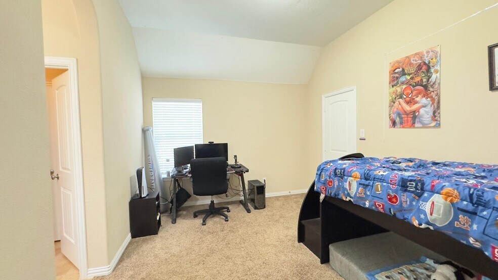 Building Photo - 14075 Doonan Xing