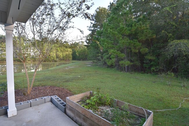 Building Photo - 32 Winter Lake Cir