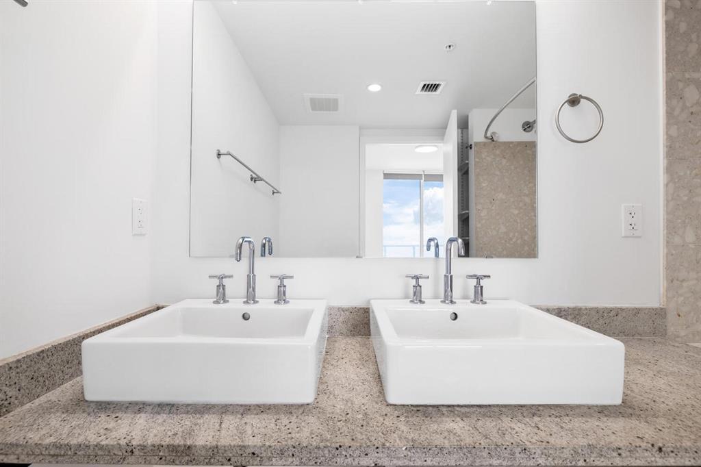 Building Photo - 185 SW 7th St