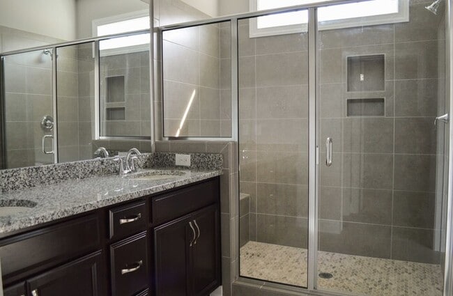 Building Photo - 849 Wake Towne Dr