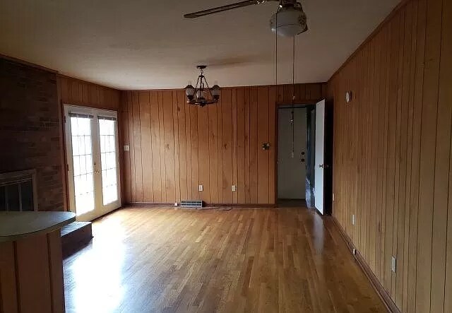 Building Photo - 280 Yeatts Rd