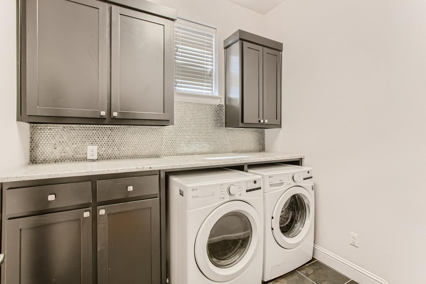 Building Photo - Elegant M Streets - Vickery Place home nea...