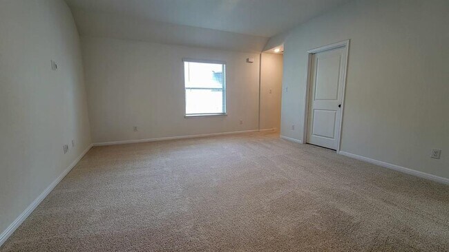 Building Photo - 148 White Horses Dr