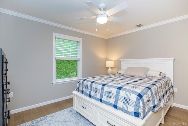 Building Photo - 15 S Beach Rd