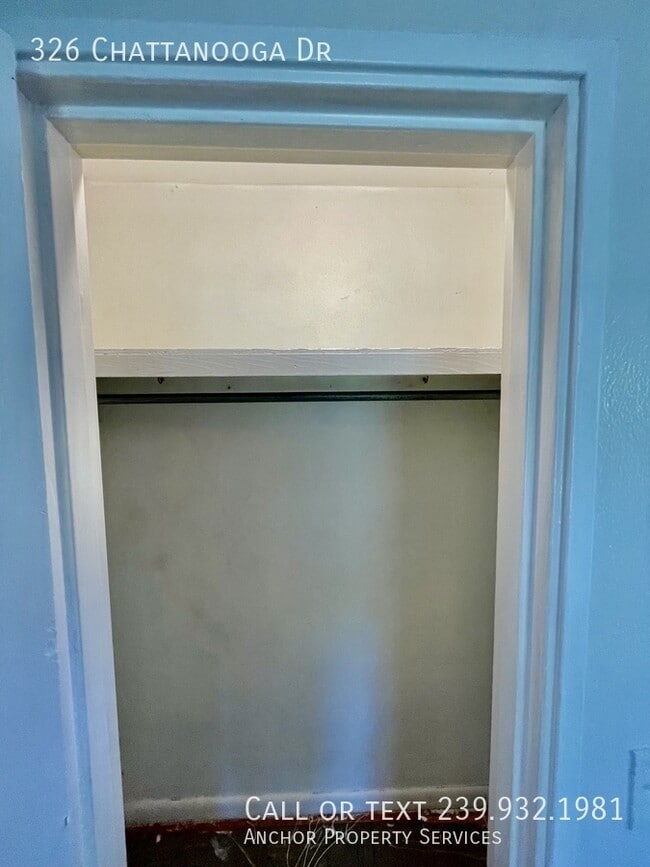 Building Photo - 326 Chattanooga Dr