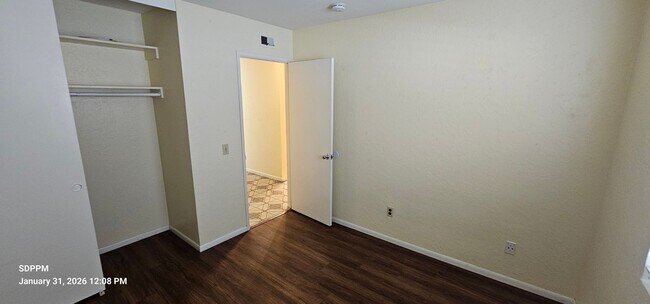 Building Photo - MIRA MESA / SAN DIEGO - Nice 4 Bedroom / 2 Bath House.  AVAILABLE NOW!!