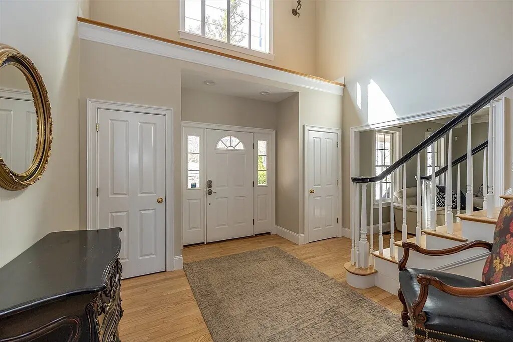 Building Photo - 120 Adams St