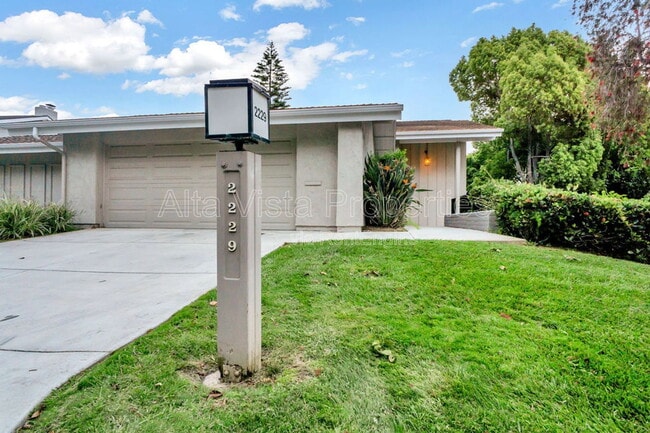 Building Photo - 2229 Camino Preciosa Sur