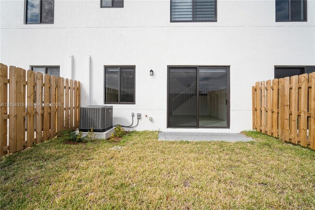 Building Photo - 18978 345th Ter