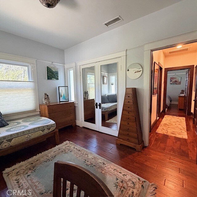 Building Photo - 100 S Prospect Ave