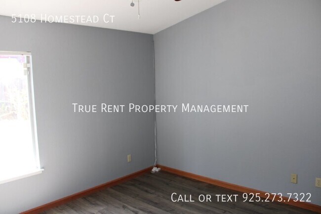 Building Photo - Well Kept 3 Bed, 2 Bath Single Story in Ni...