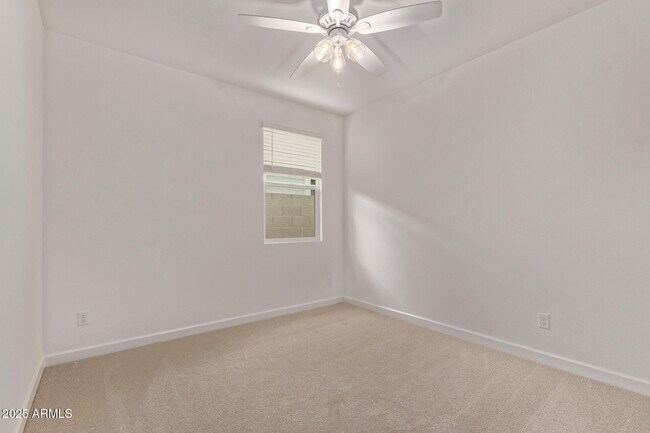 Building Photo - 17768 W Onyx Ave