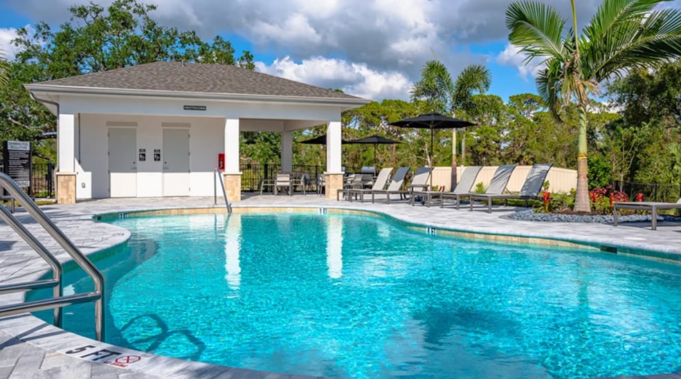 Community pool - 7129 Pinelit Cv