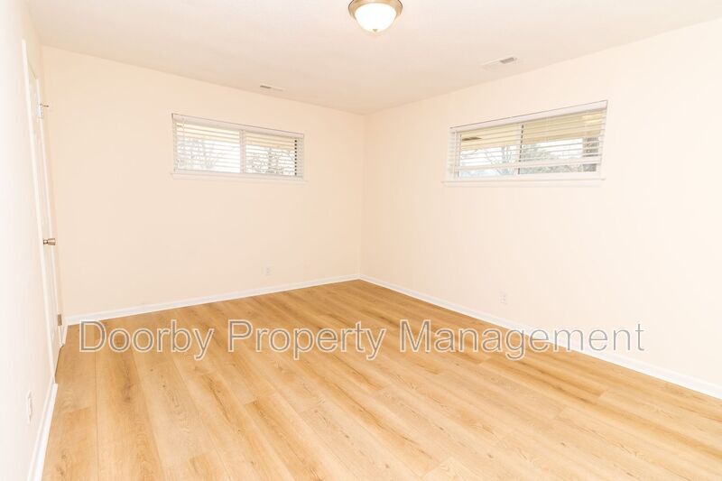 Building Photo - 4716 Tomahawk Trail