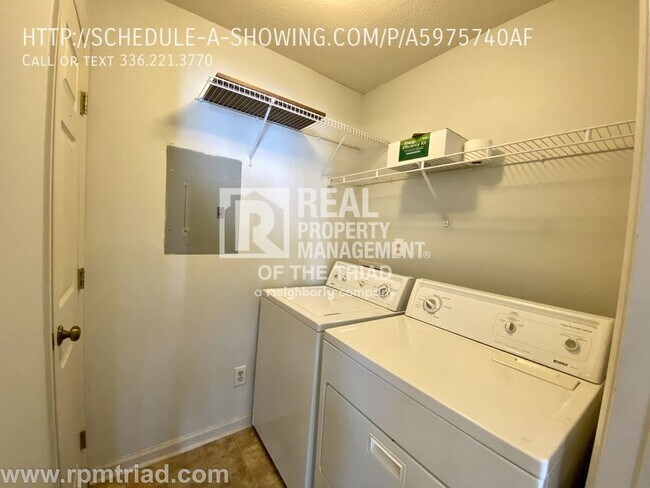 Building Photo - Available Soon -Updated 2BR/2BA Condo in M...