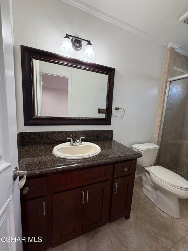 Building Photo - Welcome this single story, beautifully maintained and thoughtfully updated home South Of The Boul...