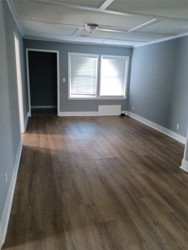 Building Photo - 10330 S Oswego St