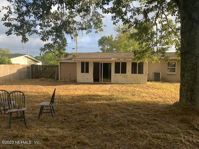 Building Photo - 235 Beall Ave N