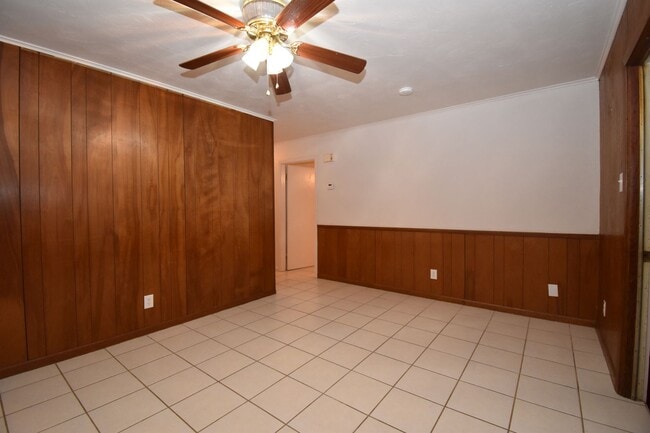 Building Photo - 4 Bed 2 Bath Home in Ruston