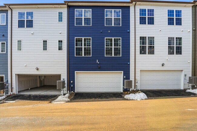 Building Photo - 419 Ramsgate Rd