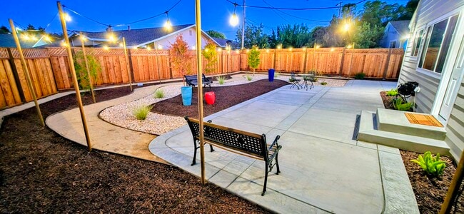 Building Photo - 40830 Robin St