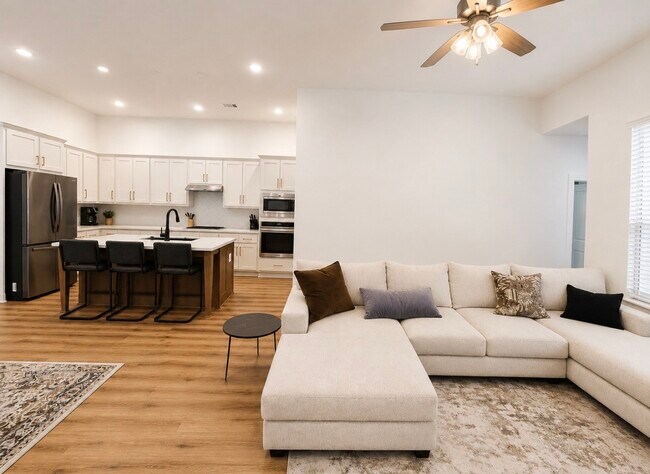 Building Photo - 403 Soapberry Tree Ct