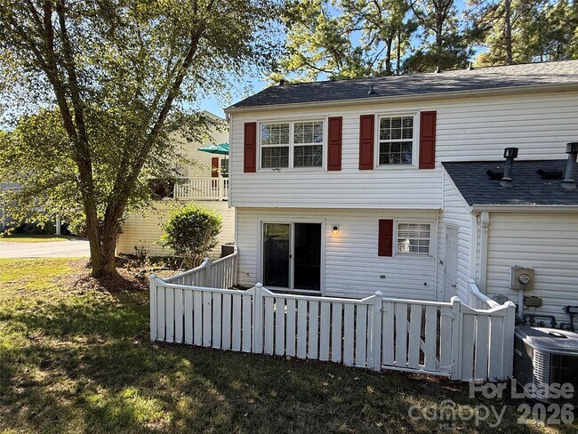 Building Photo - 8526 Castle Pine Ct