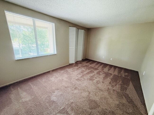 Building Photo - 7525 Pitch Pine Cir