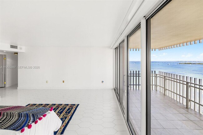 Building Photo - 1 Grove Isle Dr