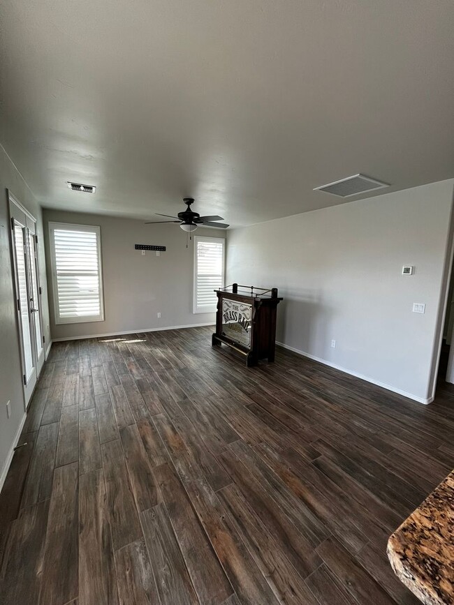 Building Photo - 1 Bed 1 Bathroom Casita UTILITIES INCLUDED!