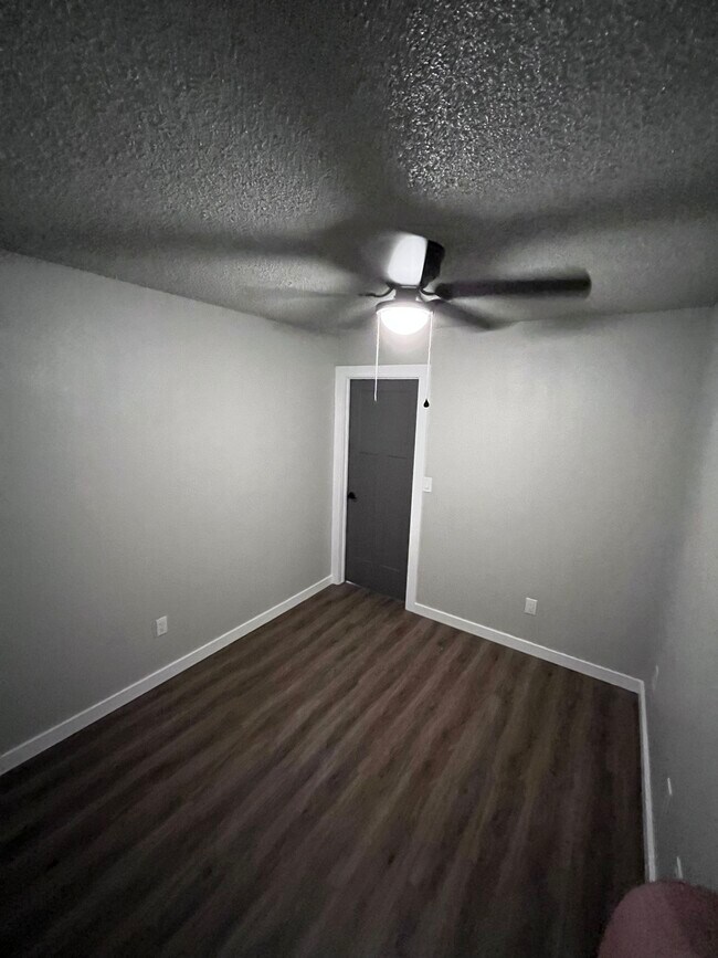 Building Photo - Cedar Terrace