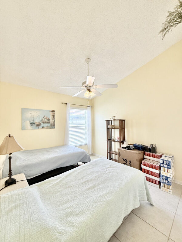 Building Photo - 854 Addison Dr NE