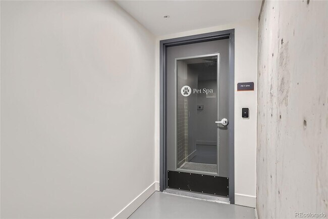 Building Photo - 4900 W 29th Ave