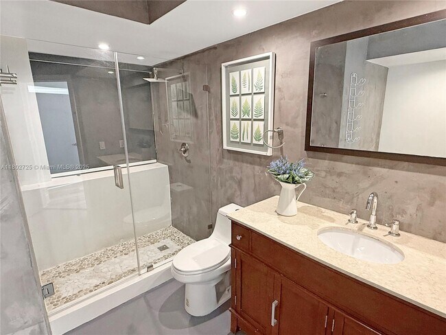 Building Photo - 9766 SW 138th Ave