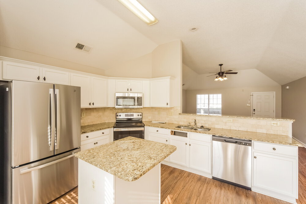 Building Photo - 7203 Fox Creek Dr