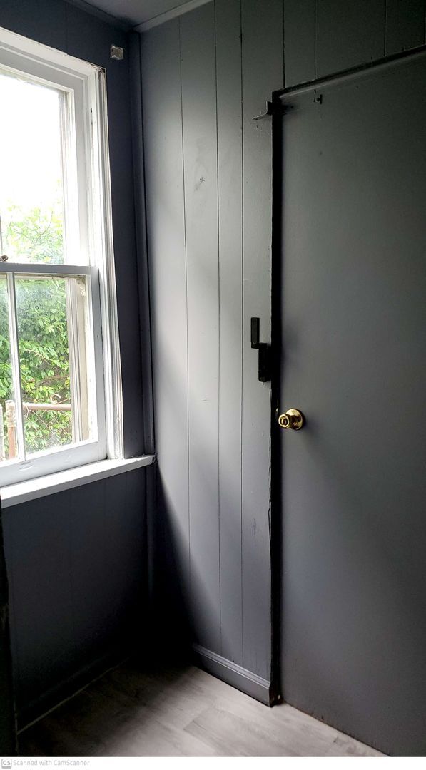 Building Photo - Beautiful 3 bed 1.5 bath and ready for you...