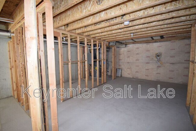 Building Photo - 4308 W Rex Peak Way