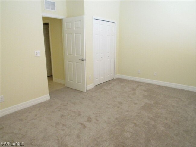 Building Photo - For Lease – Spacious 4-Bedroom Coach Home in Avalon Preserve