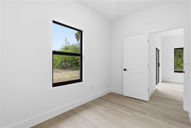 Building Photo - 3537 Enid Ln