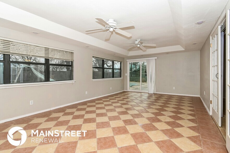 Building Photo - 4605 NW 57th St