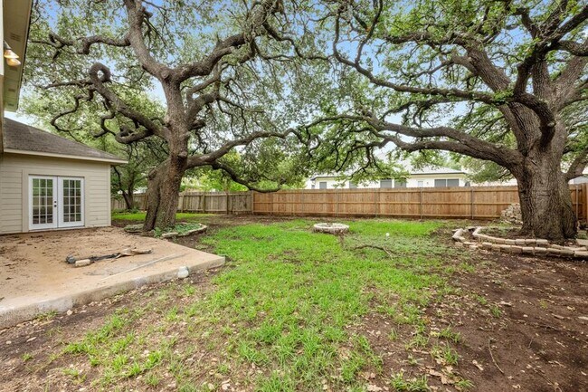 Building Photo - 4433 Chickasaw Ct