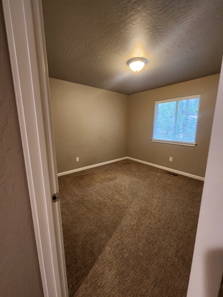 Building Photo - 4313 N Centennial Ln