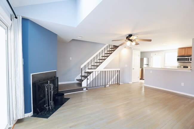 Building Photo - Welcome Home!